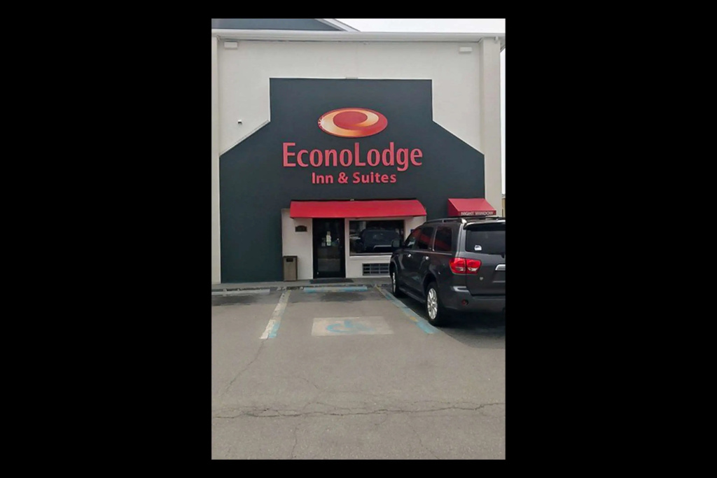 Econo Lodge Inn & Suites Virginia Beach - Norfolk