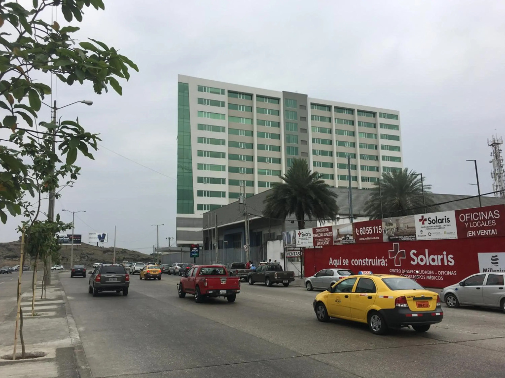 Quo Luxury Apartments
