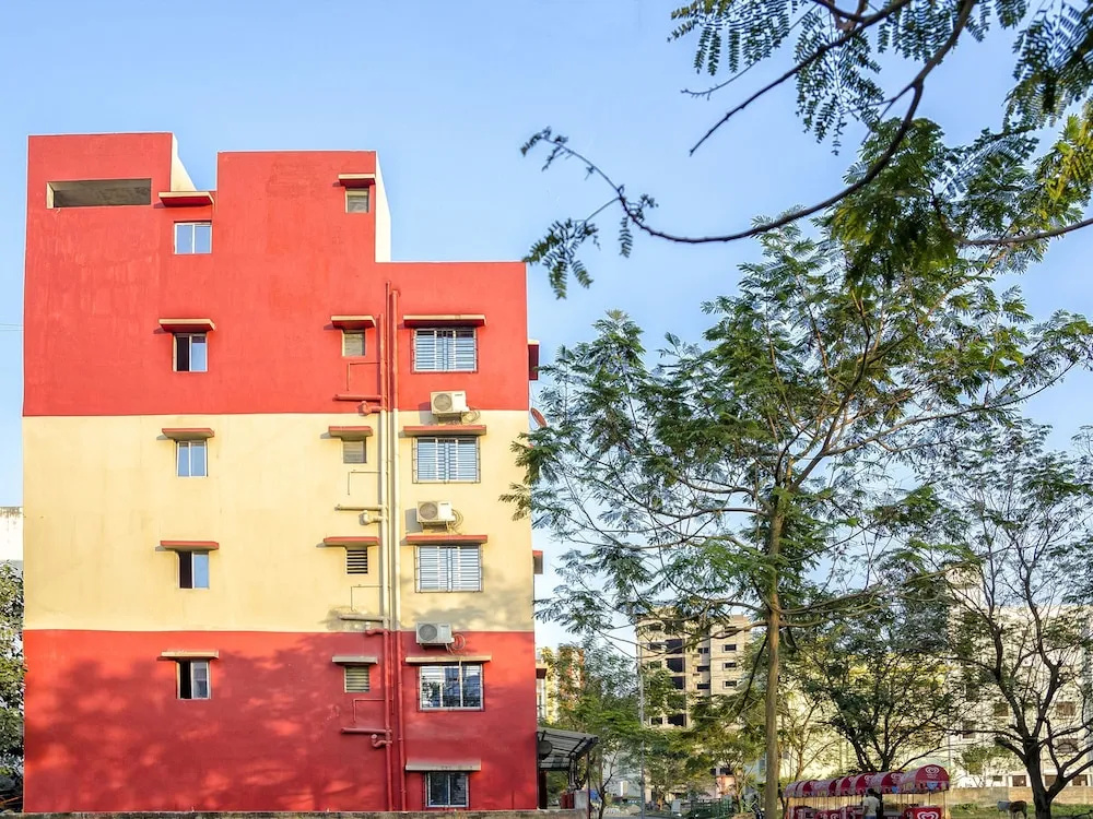 OYO 11360 Western Enclave