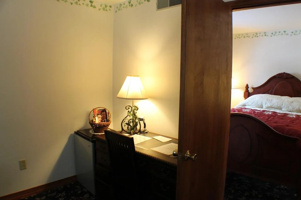 The White Birch Inn And Annex