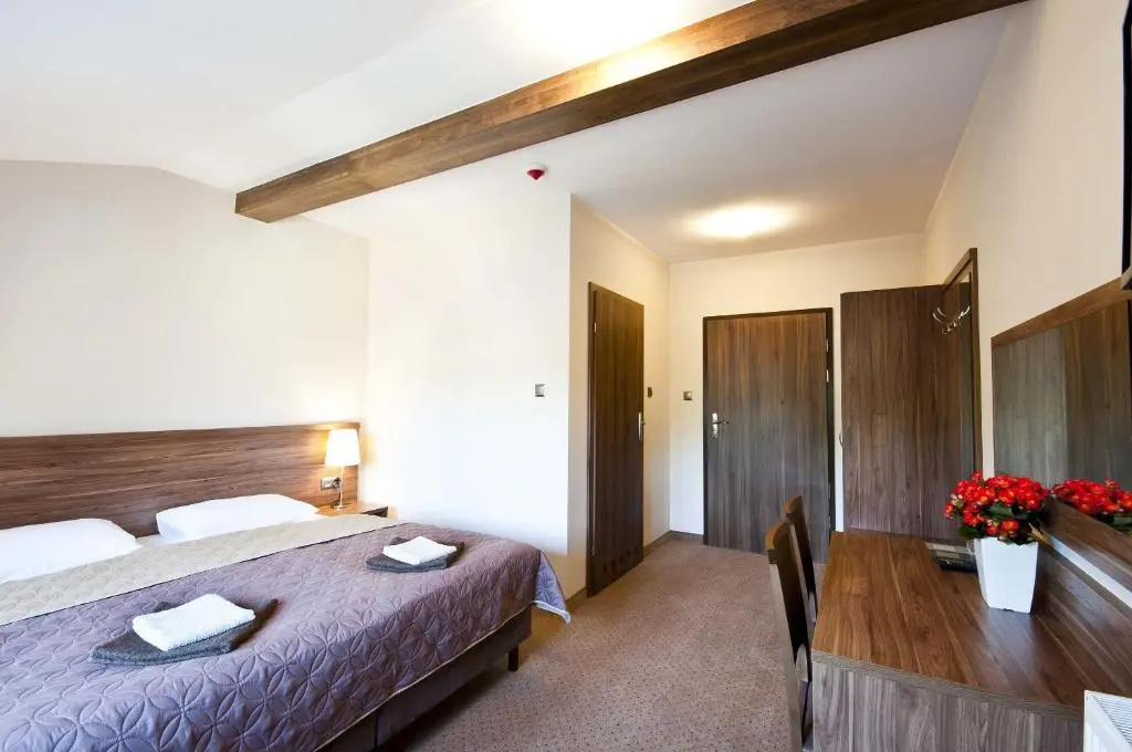 Standard Double room (full double bed)