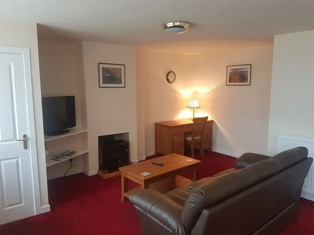 Standard Cottage