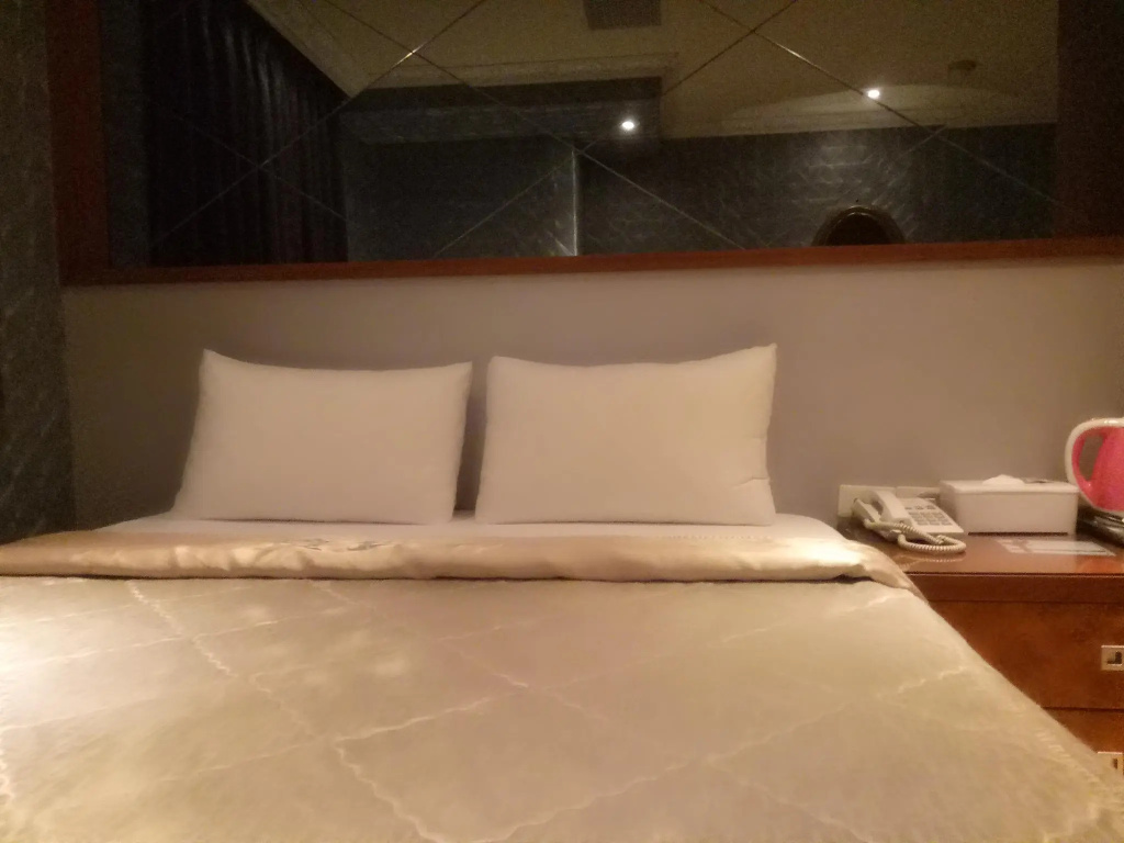 Golden Home Hotel - Chambres