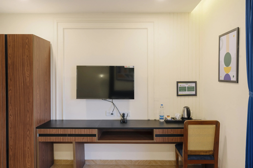 Economy room