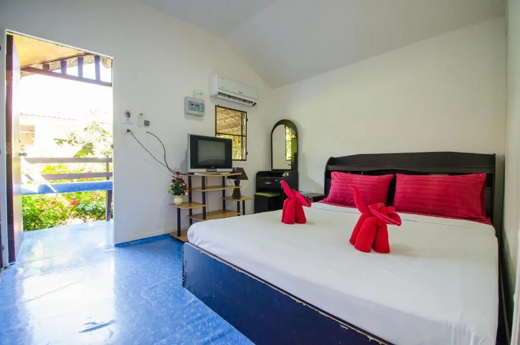 Economy room