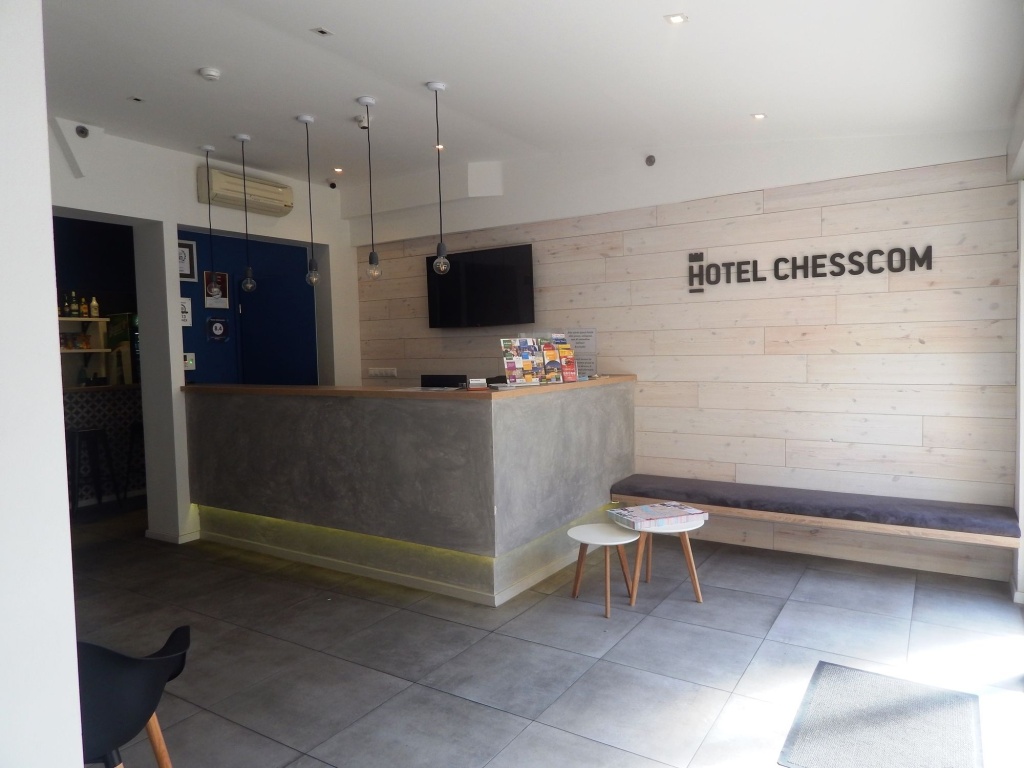 Chesscom Hotel — фото