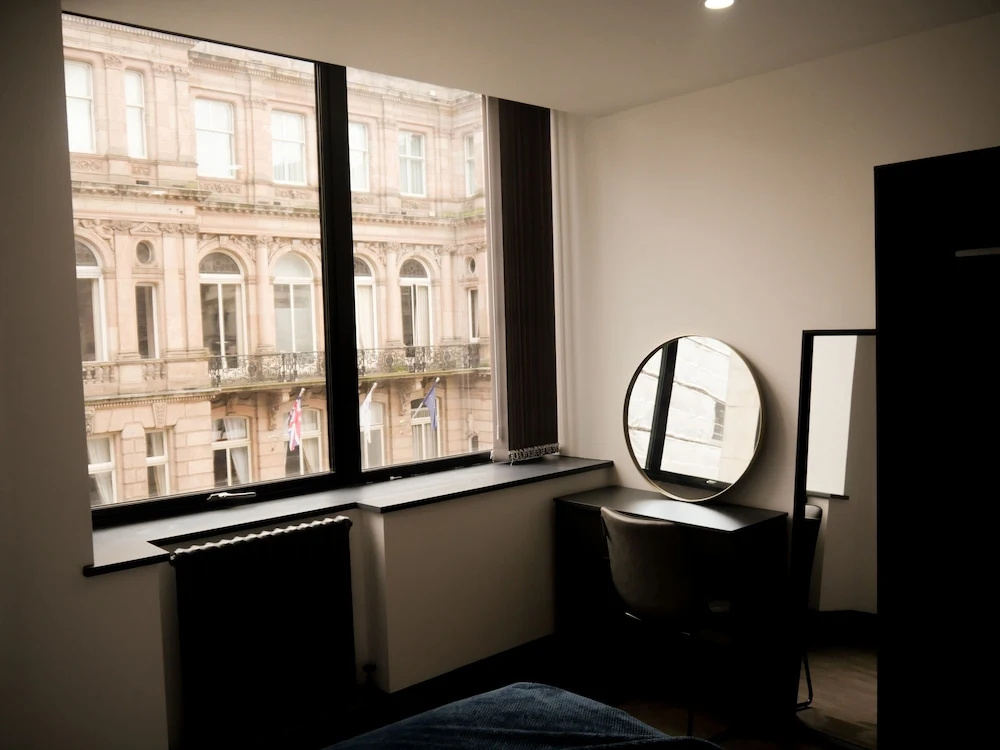 New Oxford House Apartments