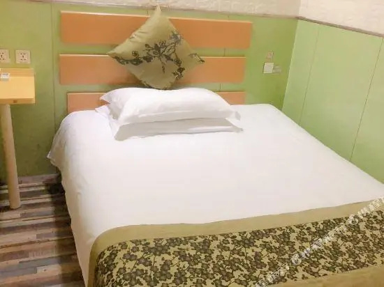99 Inn (Shanghai Songbin Road)
