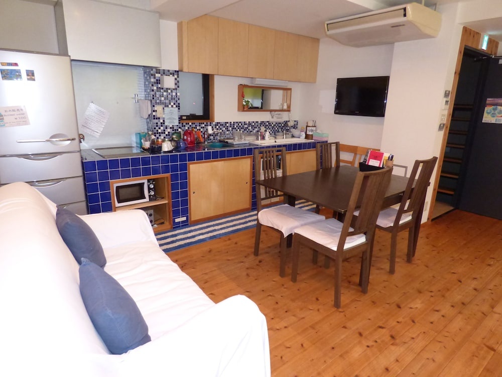Guesthouse Hyakumanben Cross 사진 18