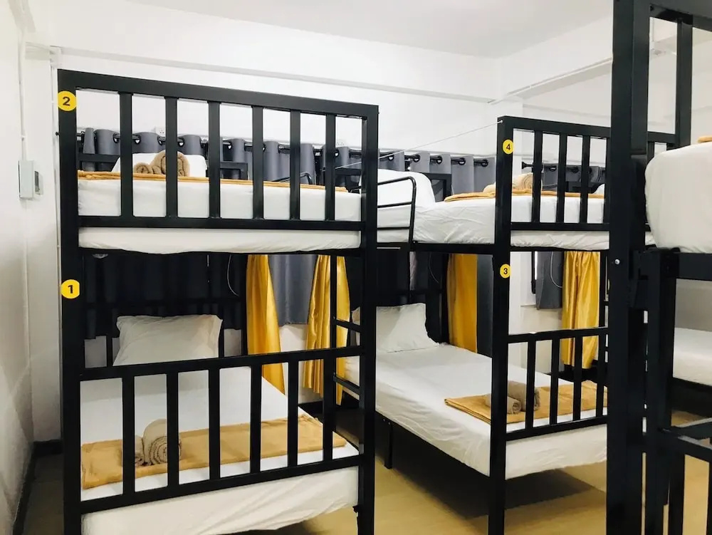 Silom Guesthouse — 4