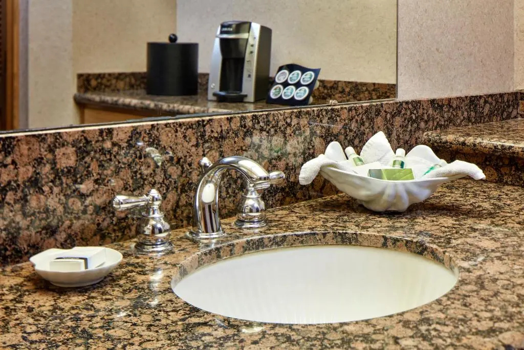 Cavalier Oceanfront Resort - Chambres