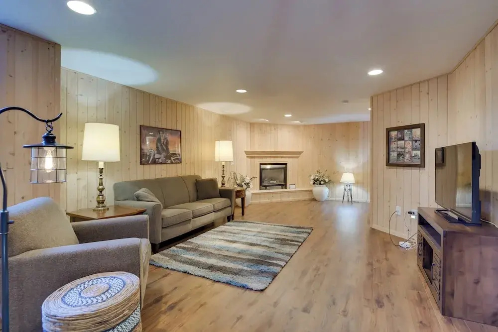 5 Mi to Dtwn: Pet-friendly 'wheatland Twin' Home! — фото 2