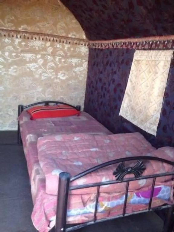 Tent (single bed)