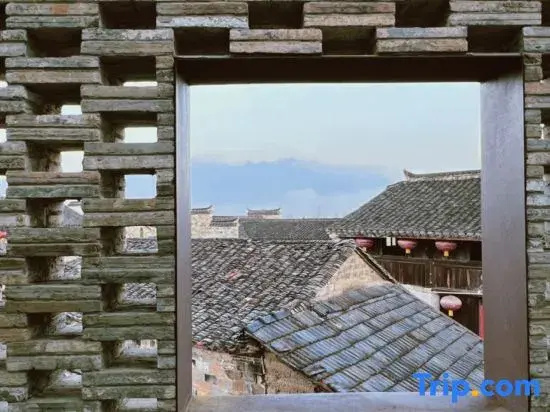 Standard Double room with mountain view (full double bed)