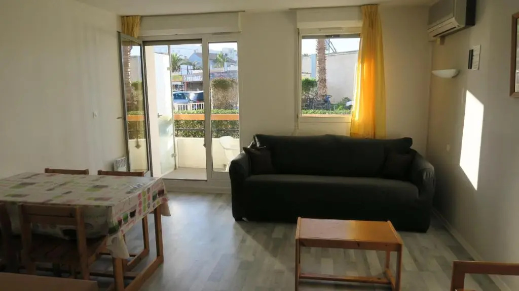 Voir la photo 2 — Solydays Cigales de mer, studios centre-ville à deux pas des plages