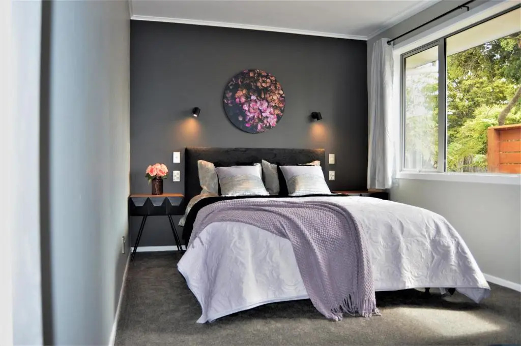 A designer's house (three bedroom holiday house)