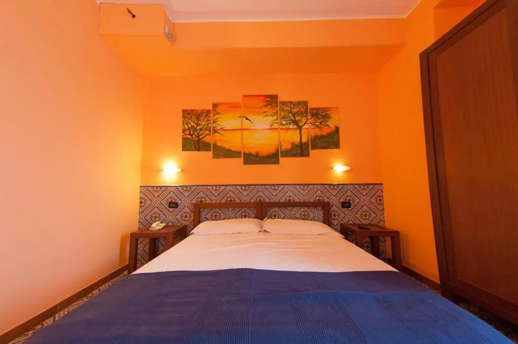 Petit Hotel - Chambres