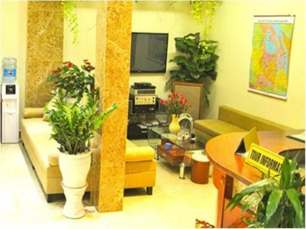 Lobby & Reception