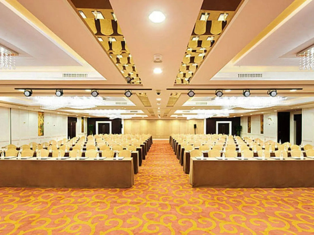 Hotel photo 12