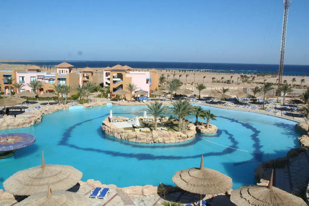 Beach & Waterfront
