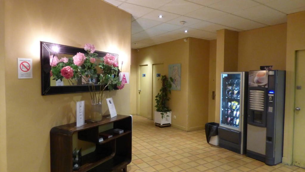 Voir la photo 2 — Central Hotel