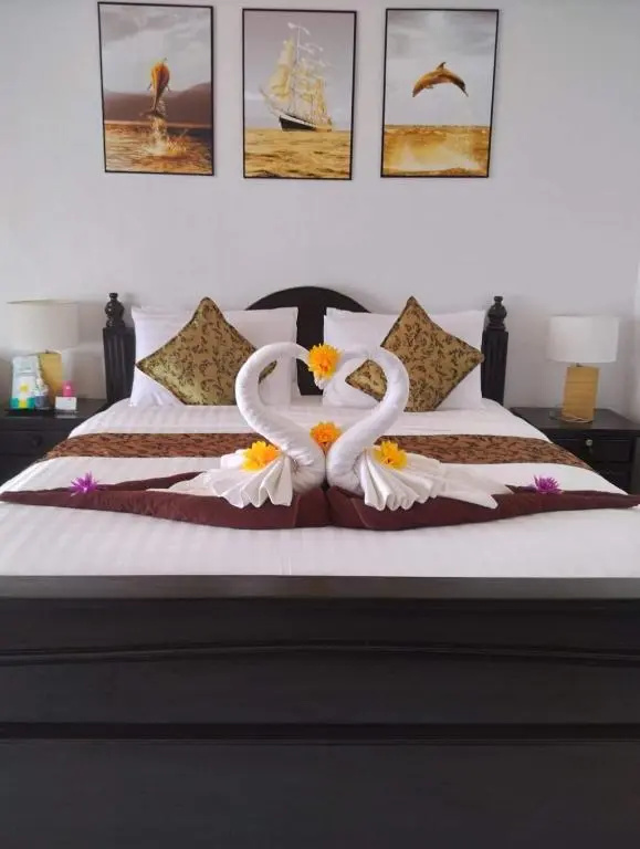 Deluxe Double room with sea view (full double bed)
