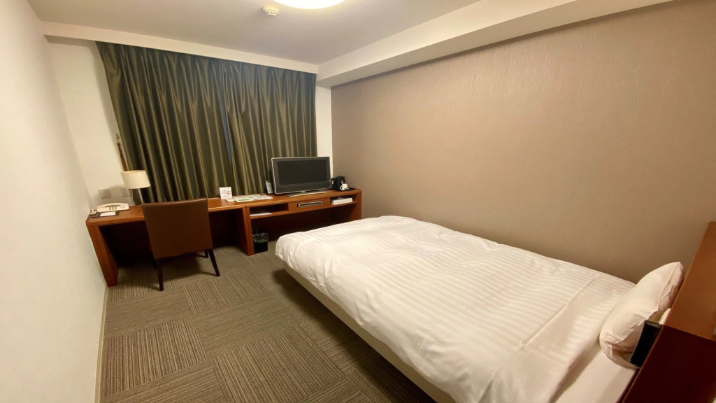 小雙人床 雙房間 實木雙人床