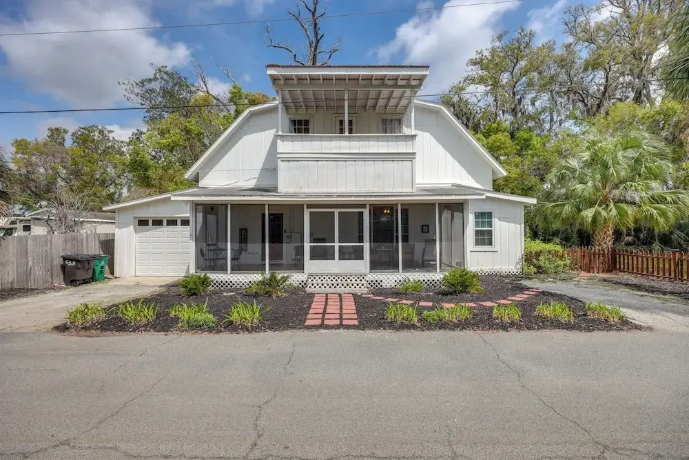 Walkable Home w/ Porch in Dtwn St Marys! - фото 2