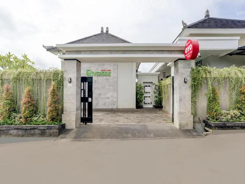 OYO 90057 Riverside Bali Villas