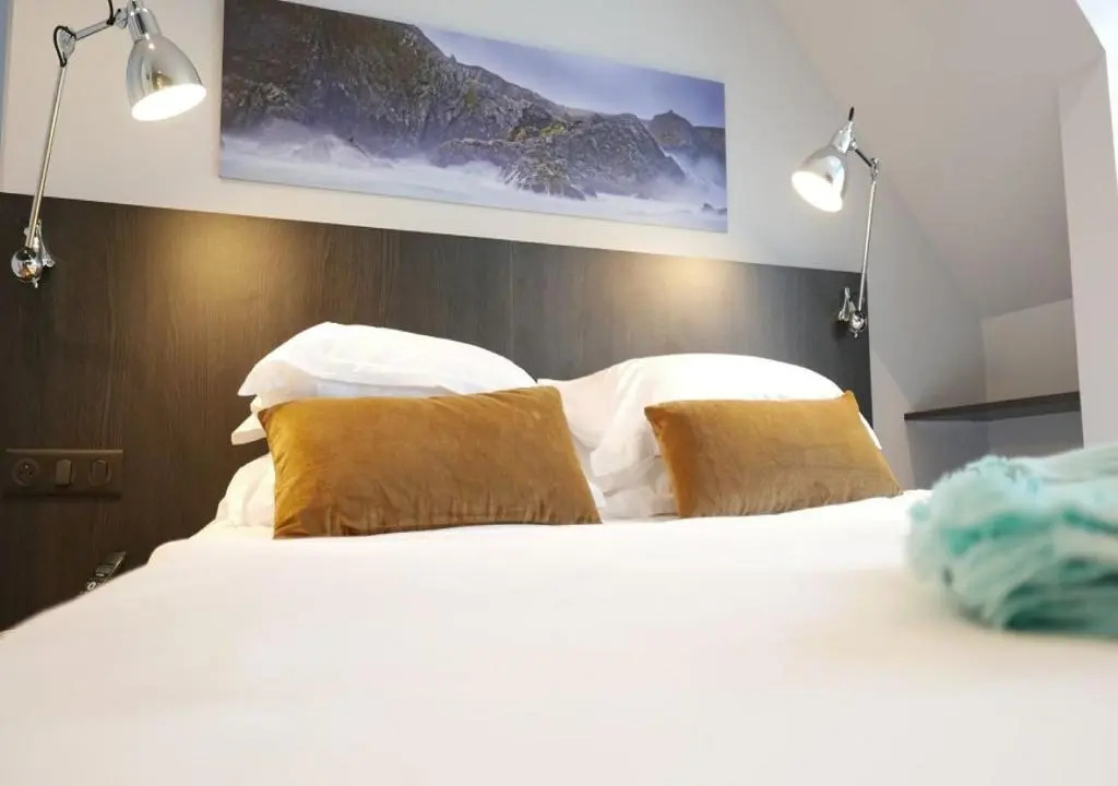 Standard Double room with garden view (full double bed)