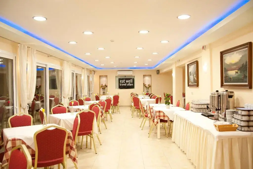 Hotel photo 12