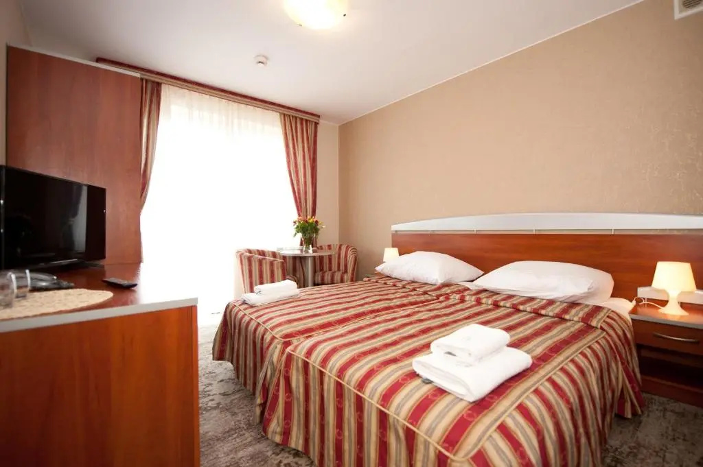 Standard Double room (full double bed)