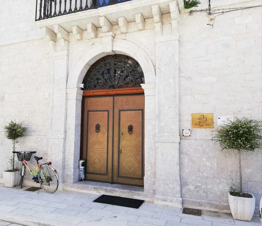 Palazzo 1892