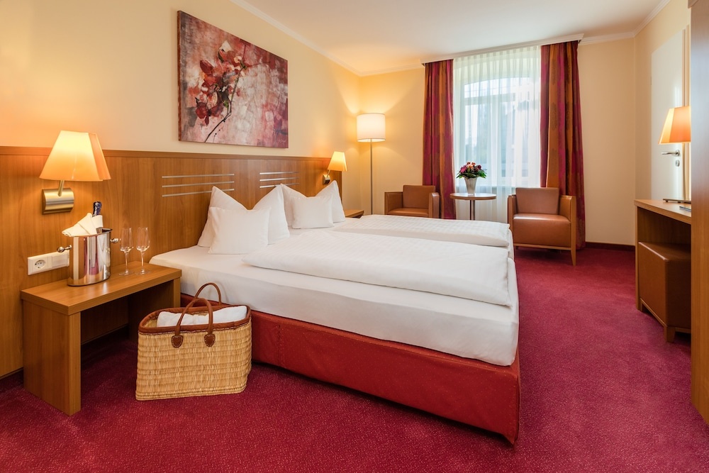 Superior Double room (full double bed)