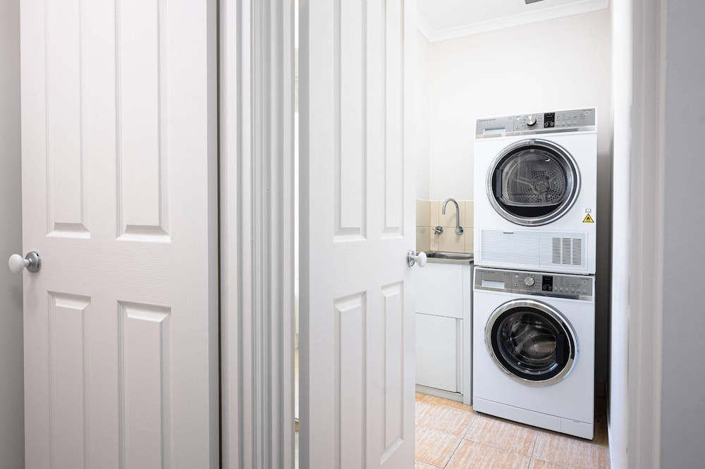 MainStay Suites Kew - Chambres