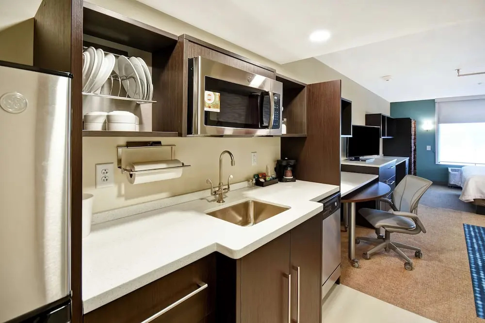 Double Studio (full double bed)