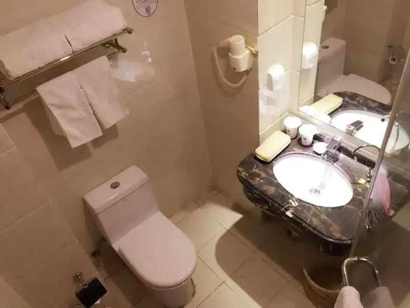 GreenTree Inn DingZhou Railway Station Business Hotel - Chambres