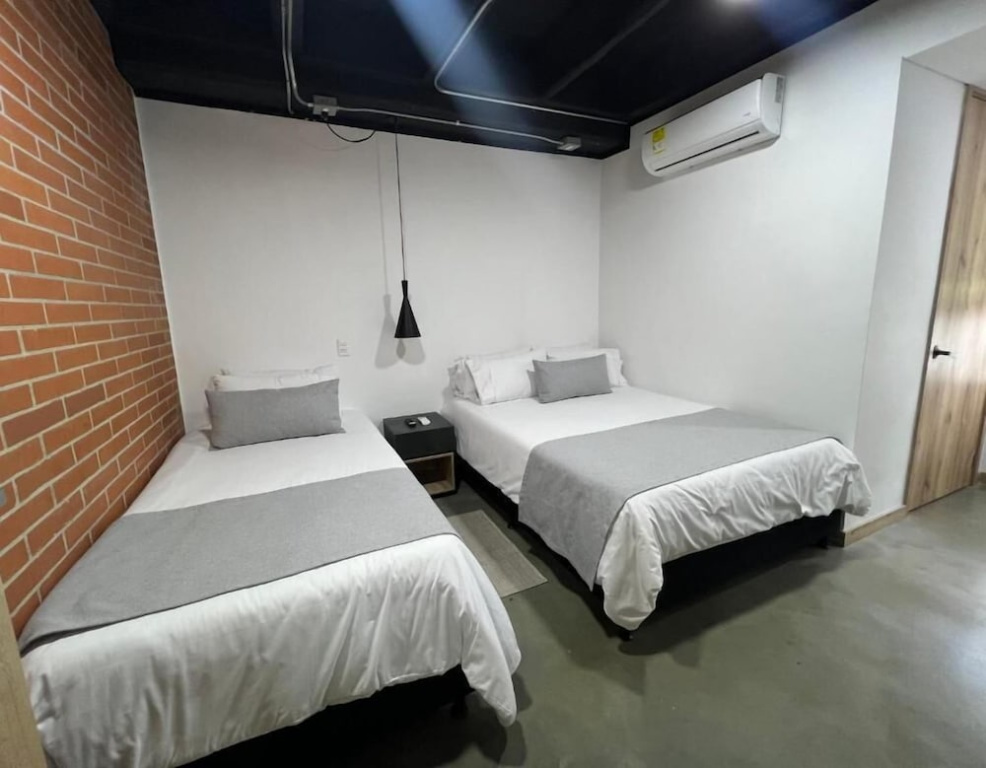 Comfort Triple room with city view
