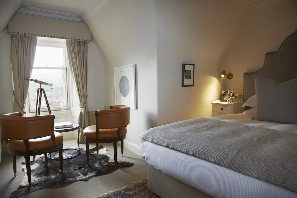 Executive Double room (full double bed)