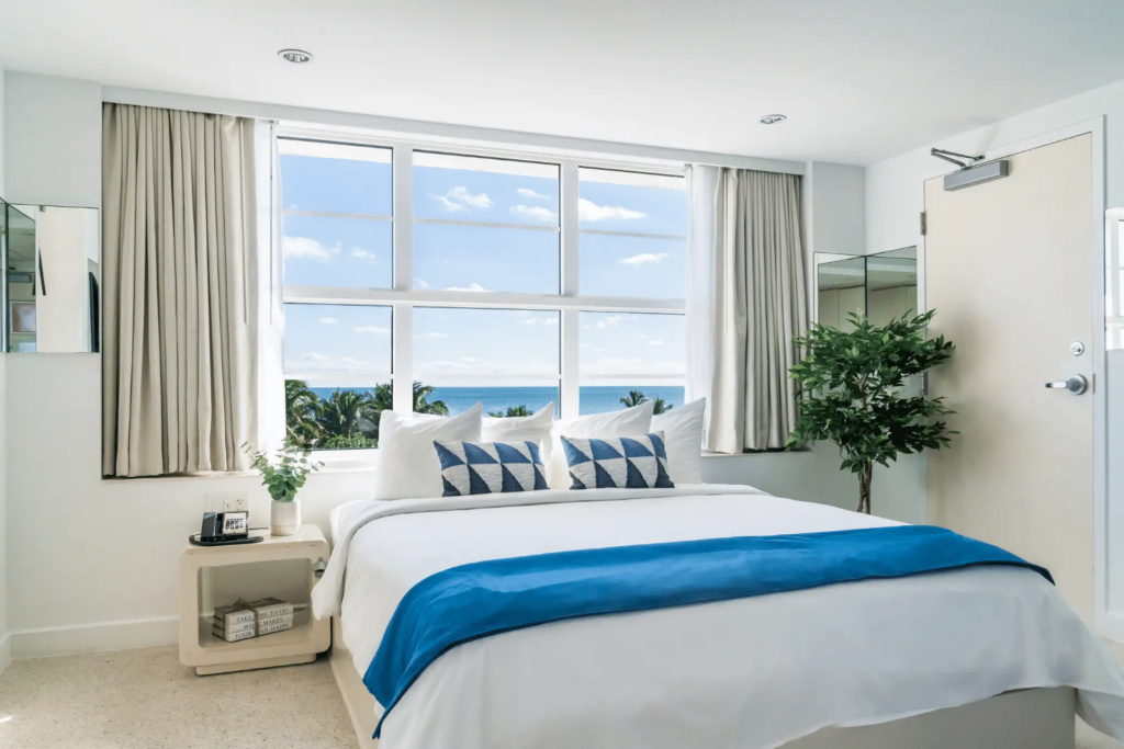 Room oceanfront