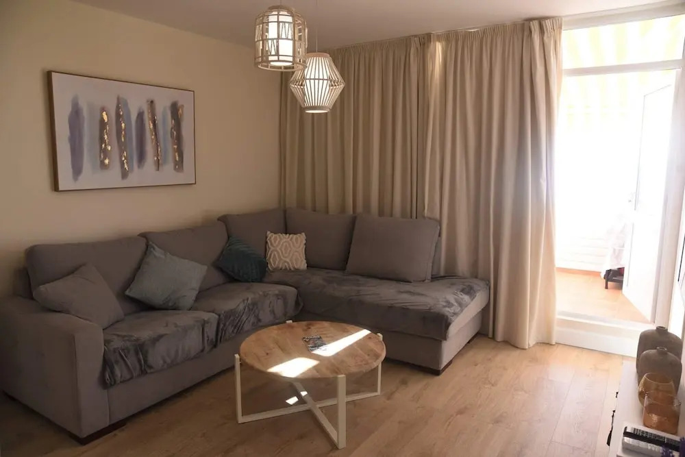 Peaceful Beachfront Apartment — фото 3