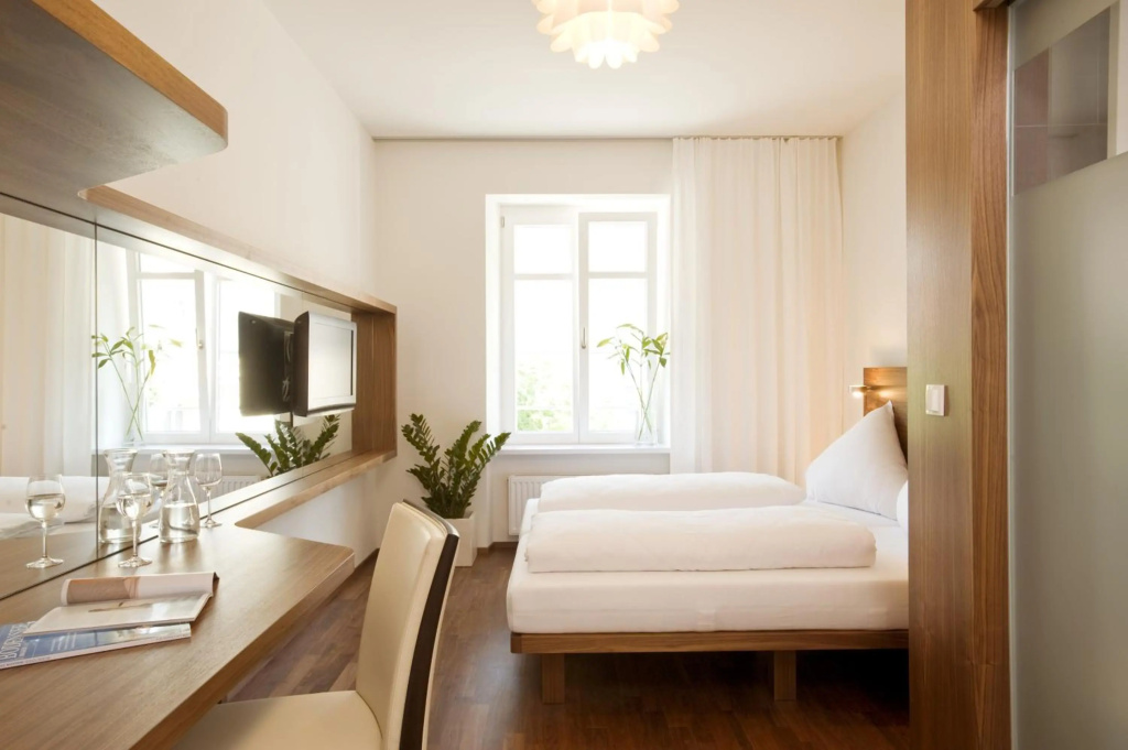 Hotel Constantia — 3