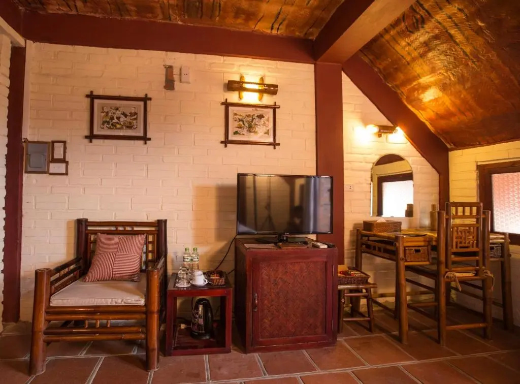 Superior Double room with garden view (full double bed)