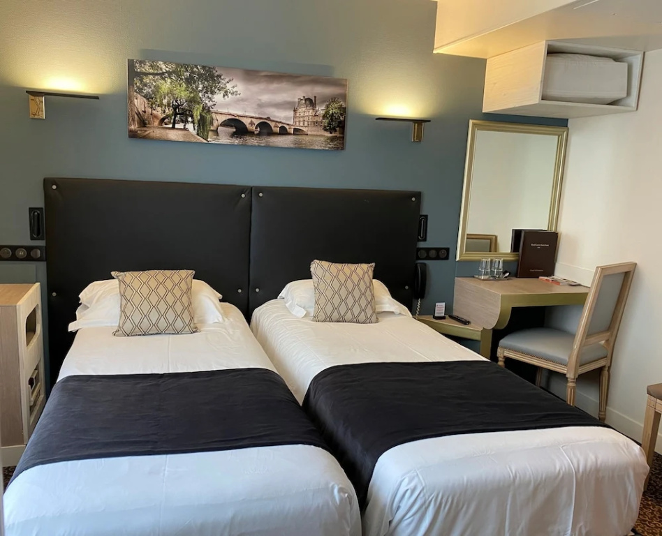Standard Double room (full double bed)