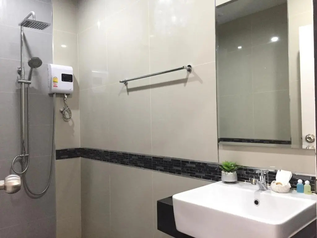 Standard Double room with balcony (full double bed)
