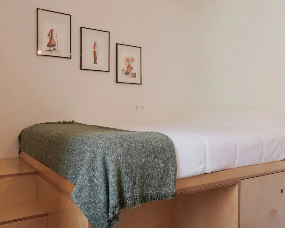 Economy Double room with mountain view (full double bed)