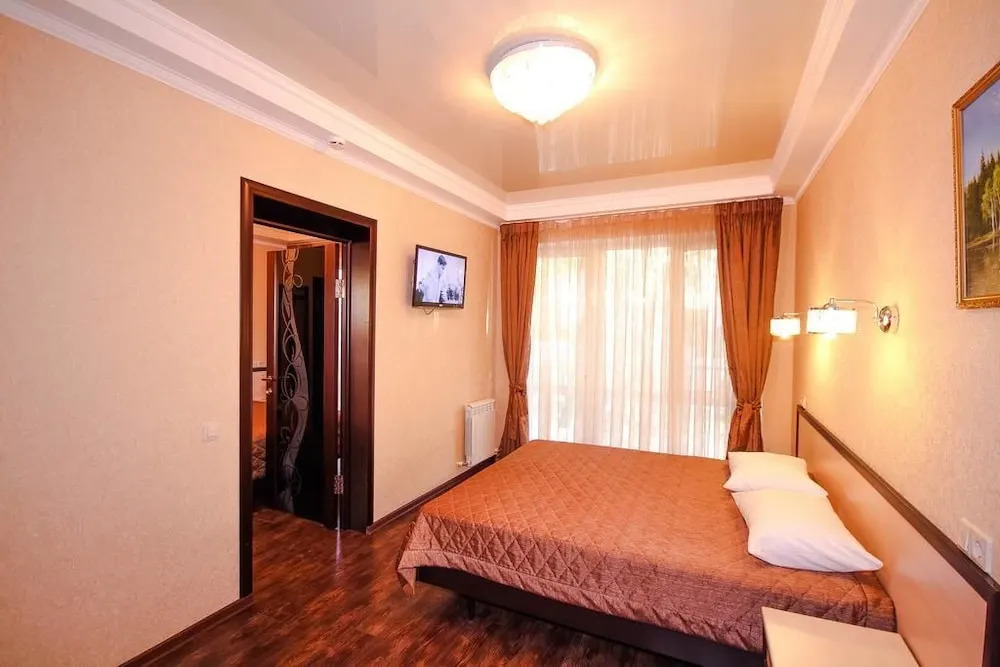 2 Bedrooms Suite with balcony
