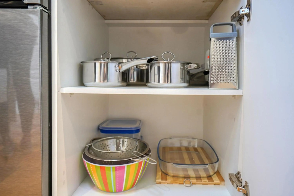 Hampton Collection - Charming 5 Sleeper Apartment with Pool - фото 16