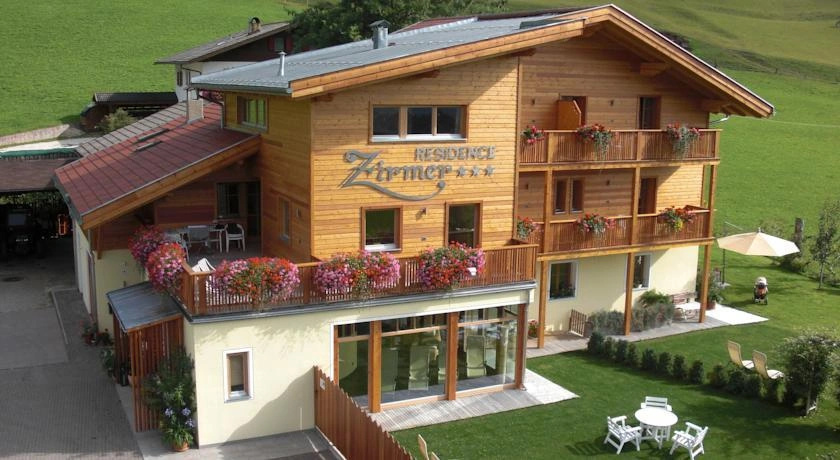 Residence Zirmer Wohnung Erde