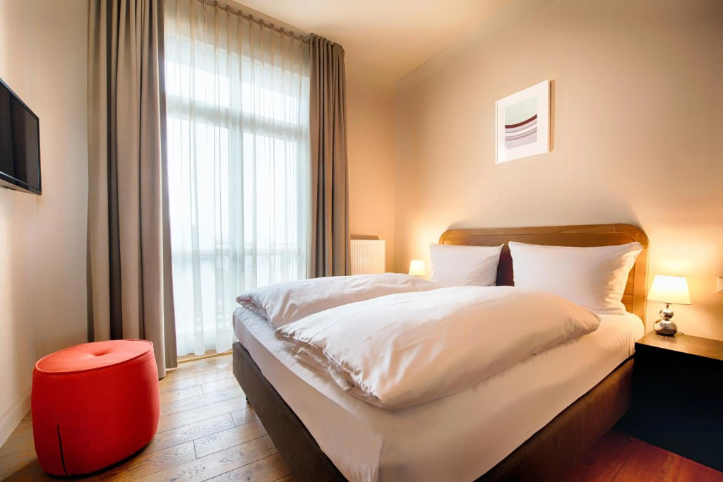 Отель Mondrian Suites Berlin Checkpoint Charlie в Берлине